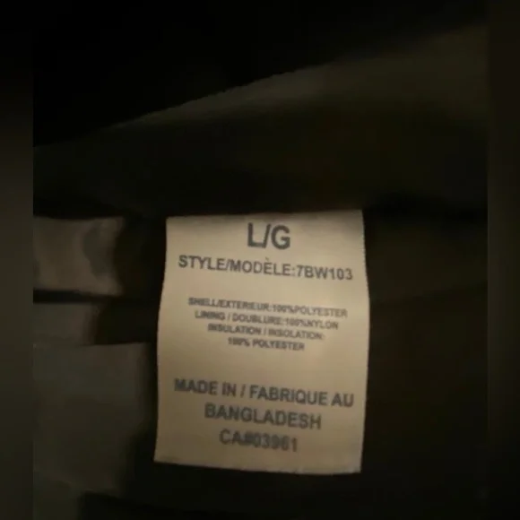 ❤️WIND RIVER VEST FOR SALE❤️ - Picture 2 of 8